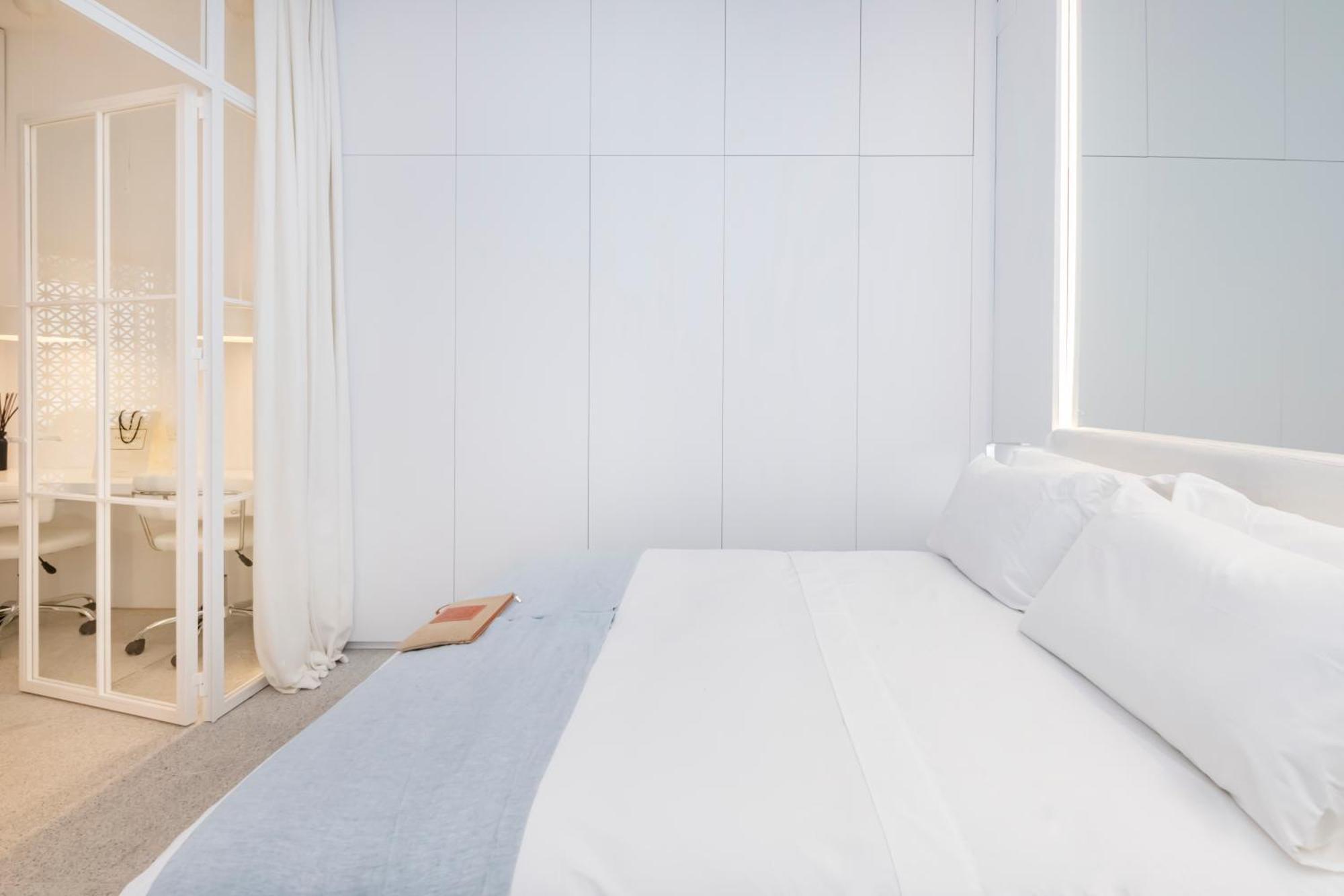 Bhost - Lumiere Suites Córdoba Buitenkant foto